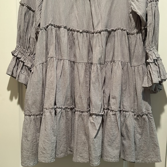 NWOT Beautiful women’s EASEL dress - Picture 7 of 16